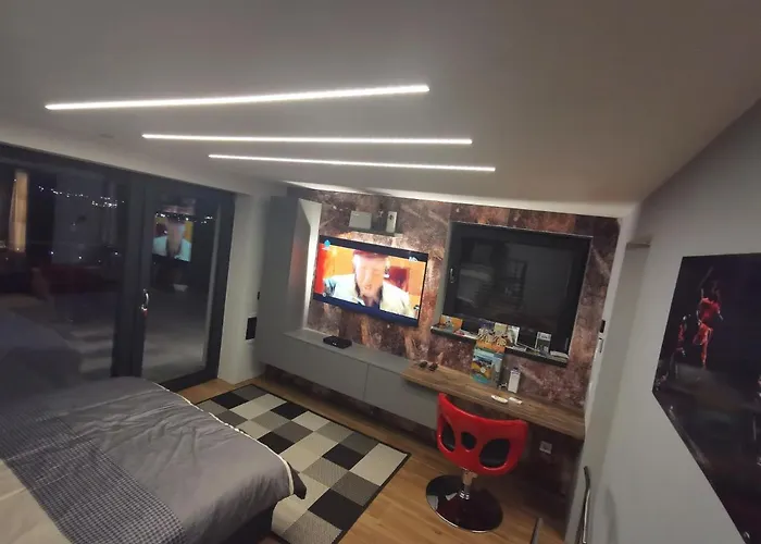 Villa46 佩奇